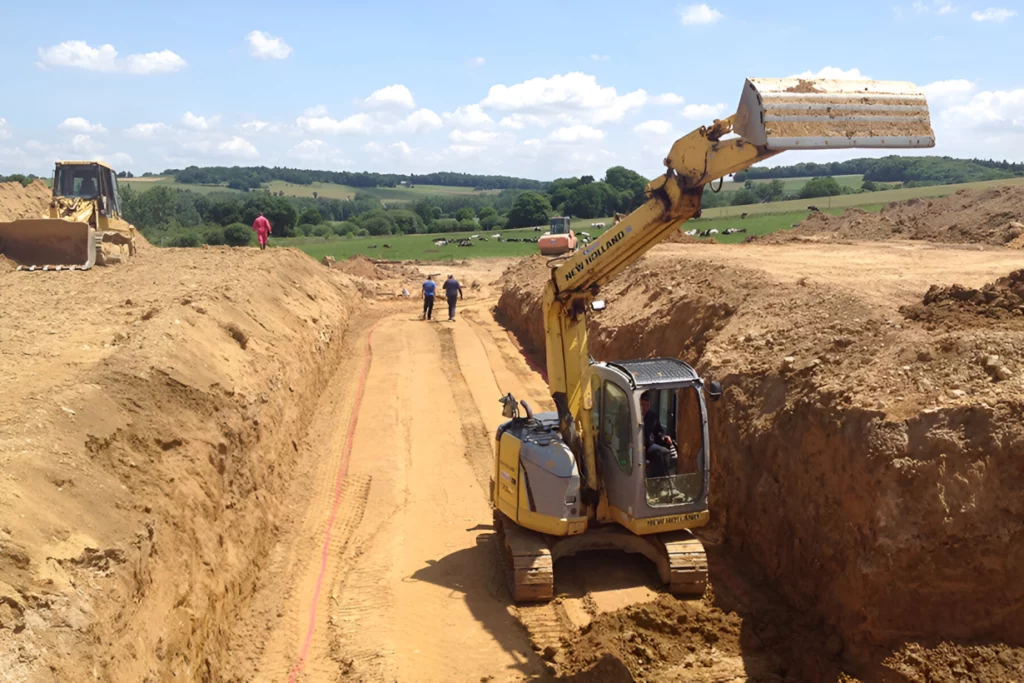 Pertuisel Sarl Constructeur De Batiments Agricoles Et Industriels Terassement 6