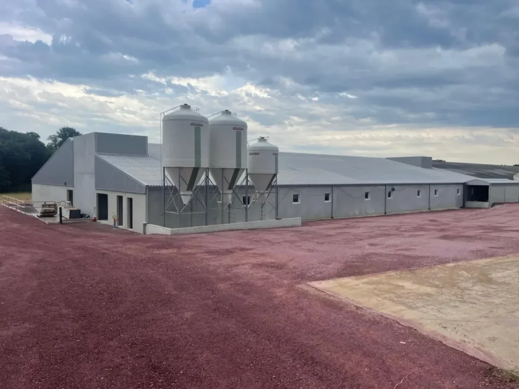 Pertuisel Constructeur De Batiments Agricoles Et Industriels Terrassement 1